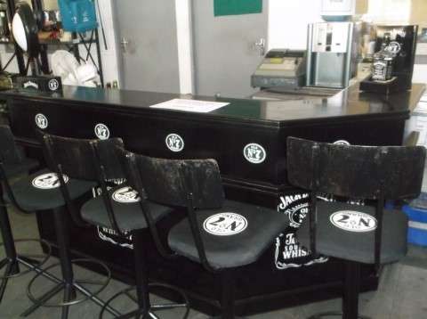 JACK DANIELS BAR AND ACCESSORIES